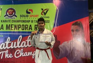 Keren! Mahasiswa Darmajaya Ini Juara Kejurnas Karate Championship Piala Menpora RI 2022