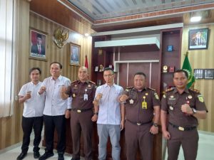 Bawaslu Kabupaten Pesisir Barat Melakukan Koordinasi Dengan Kejaksaan Negeri Lampung Barat