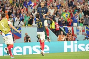 Laga Berakhir, Prancis Menang 2-1 Kontra Denmark Sekaligus Jadi Tim Pertama 16 Besar Piala Dunia 2022