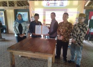 DPD KAMPUD Lampung Timur Tandatangani Kerjasama Dengan Bawaslu Terkait Pengawasan Pemilu