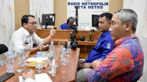 Wali Kota Metro Talkshow Bersama RRI Bandar Lampung