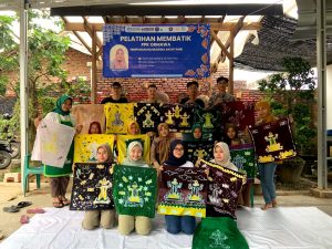 PPK Ormawa HMA UM Metro Sukses Adakan Pelatihan Batik di Pak Tejo