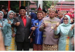 Upacara HUT Kabupaten Lampung Barat ke-32, ‘Lampung Barat Bersatu Untuk Terus Melaju’.