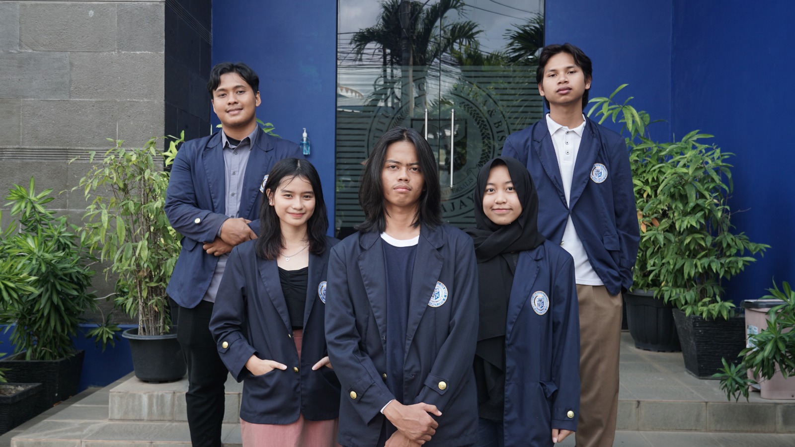 Minggir Wir! Lima Mahasiswa Desain Interior Kampus di Lampung Kerjakan Proyek Bernilai Ribuan Dollar
